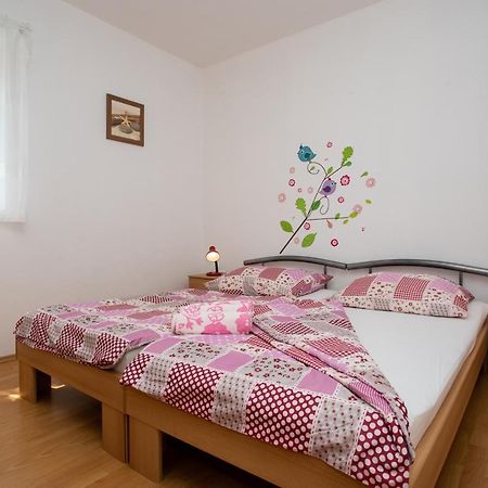 Apartments Katarina Šilo Esterno foto