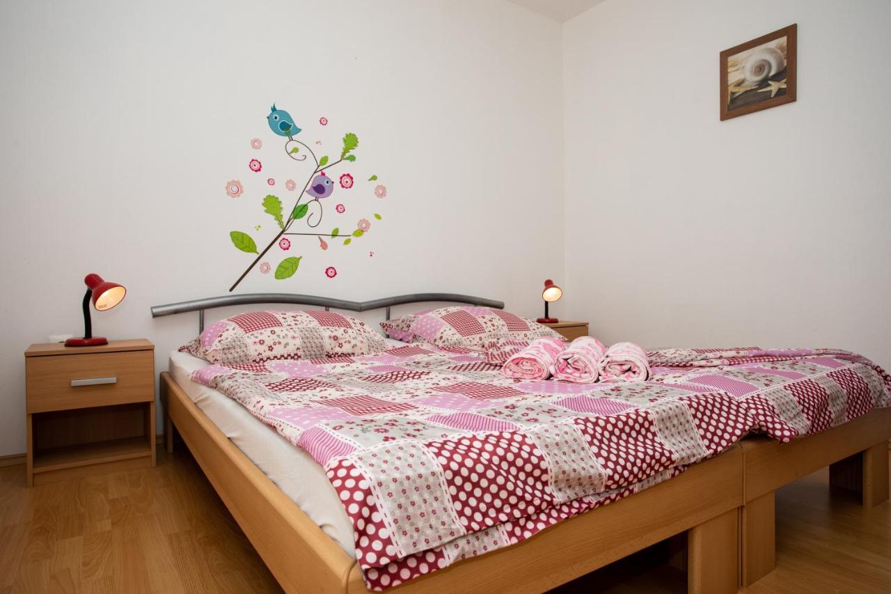 Apartments Katarina Šilo Esterno foto