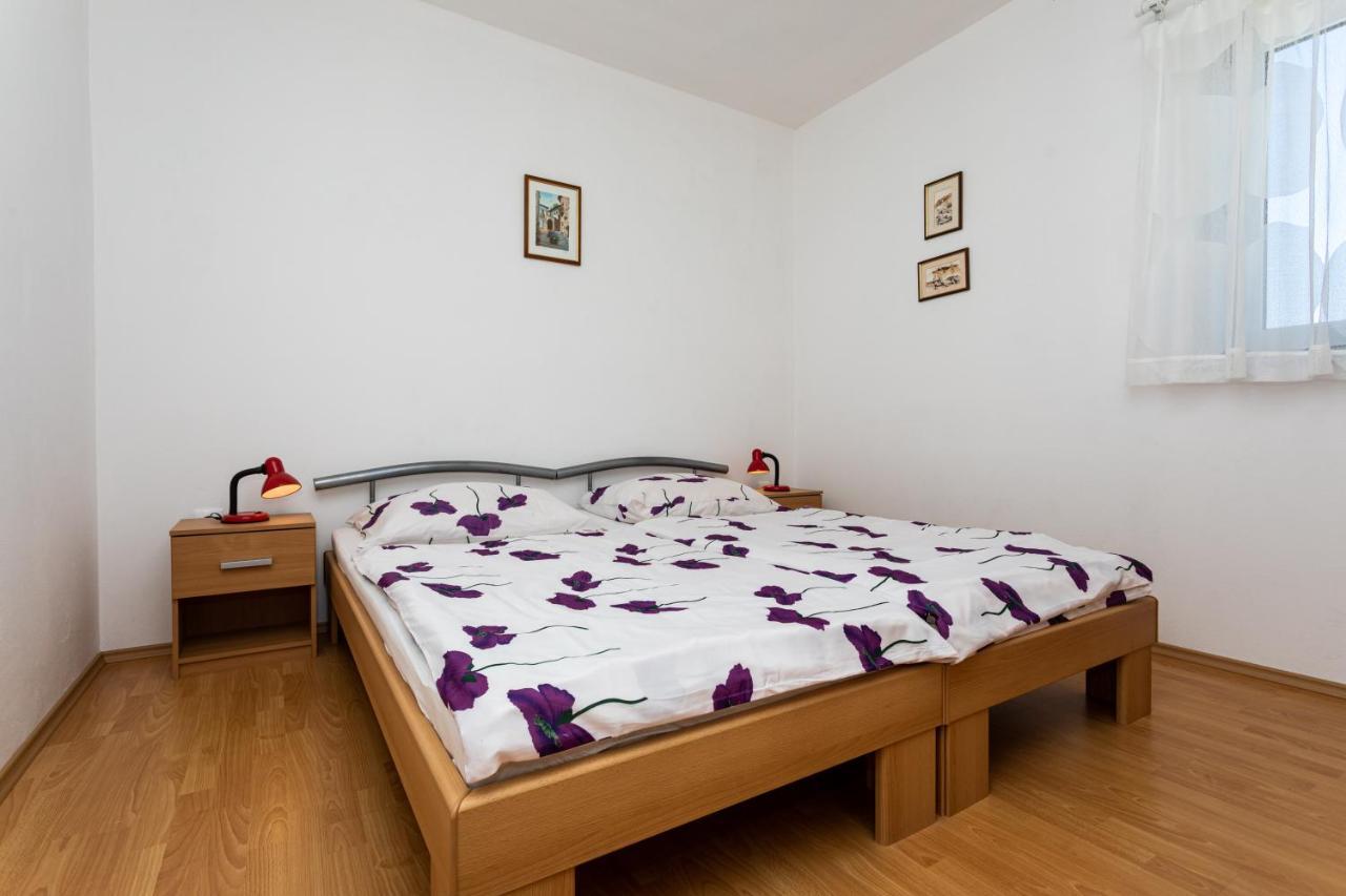 Apartments Katarina Šilo Esterno foto