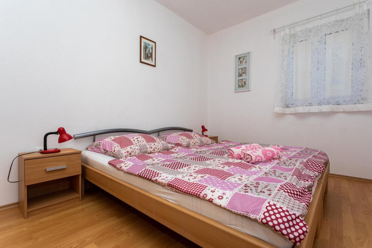 Apartments Katarina Šilo Esterno foto