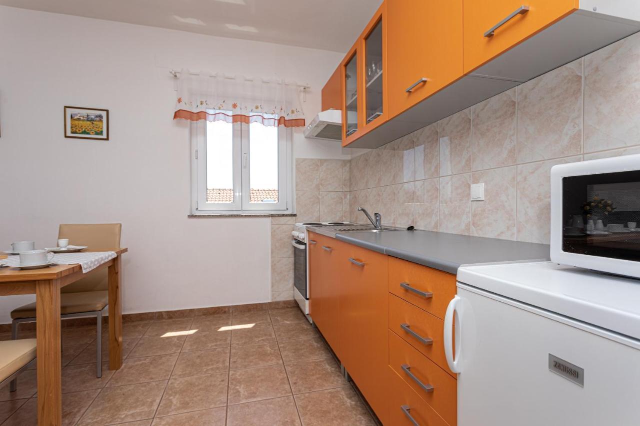 Apartments Katarina Šilo Esterno foto