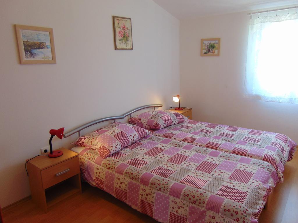 Apartments Katarina Šilo Esterno foto
